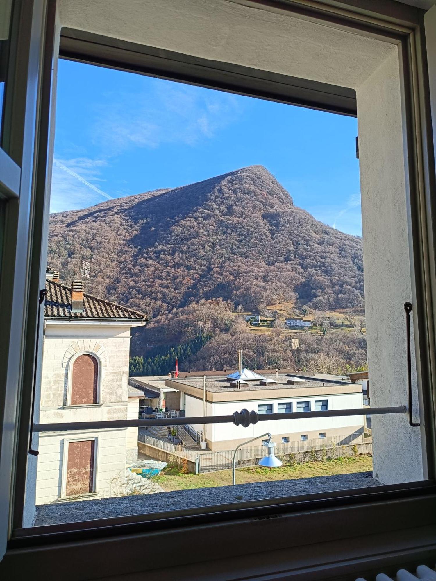 Locanda La Pignatta Arogno ภายนอก รูปภาพ