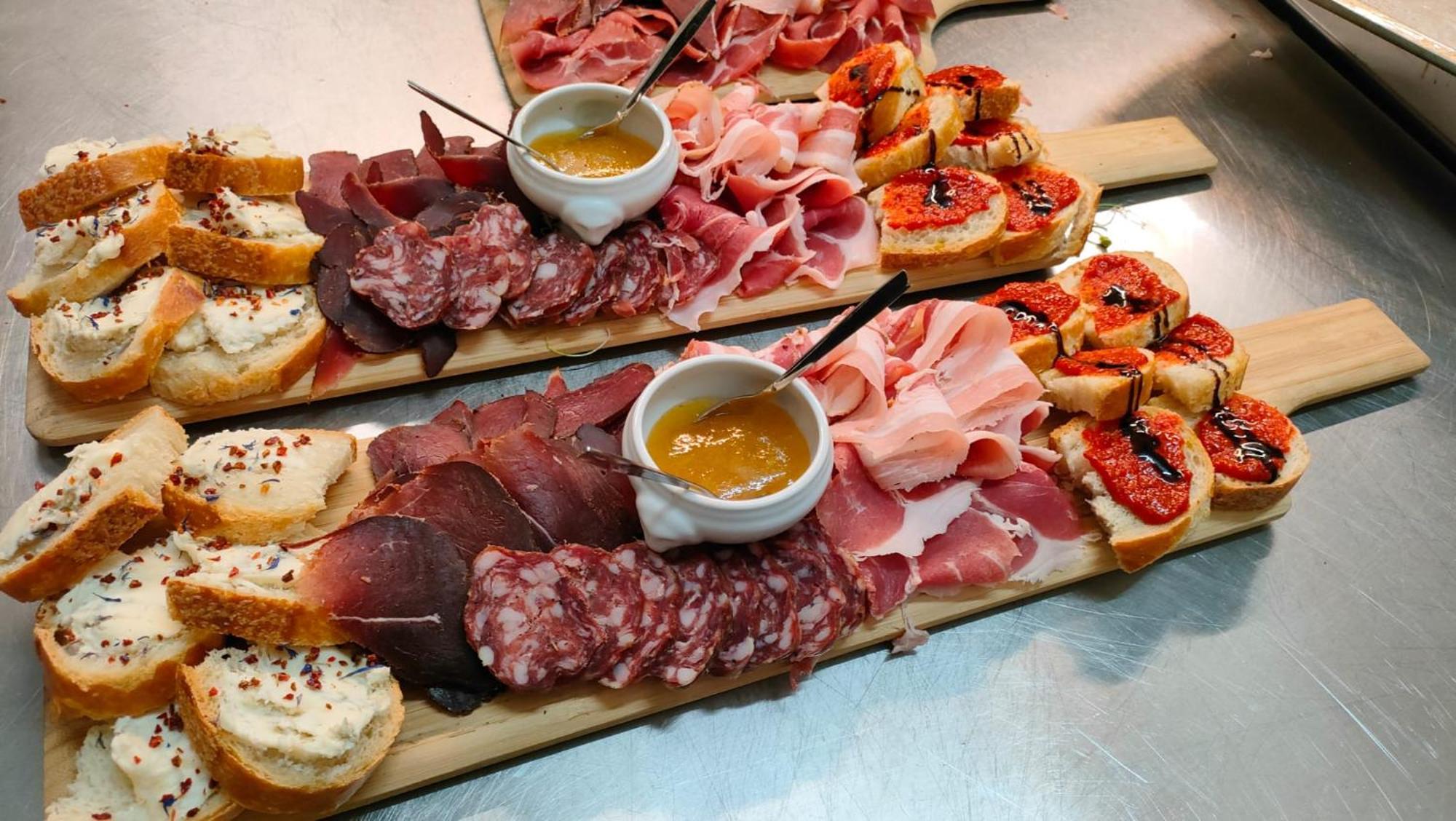 Locanda La Pignatta Arogno ภายนอก รูปภาพ